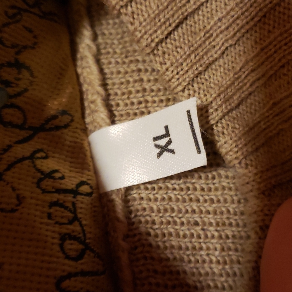 Wool Sweater - Picture 8 of 8